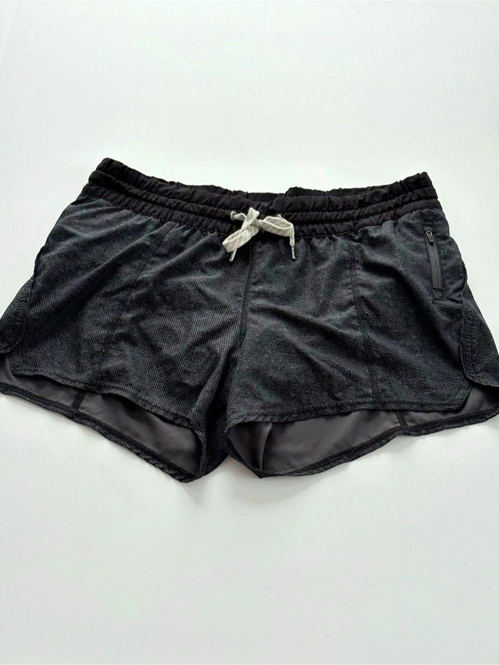 Vuori Clementine 2.5” Shorts Women M Black Running Athletic Lined VW3000